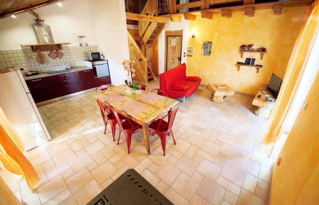 maison povil room 1